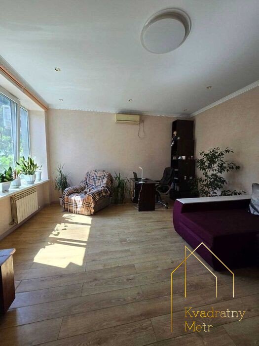 4-кімн зі своїм індив. газовим опаленням! вул. Ген. Бочарова! — photo 1
