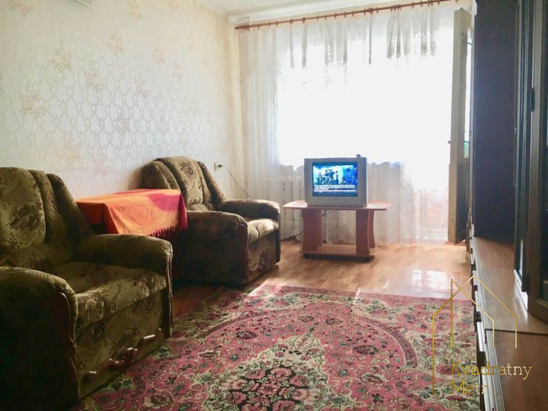 Удобная 1-комнатная квартира для себя или под сдачу! — photo 1