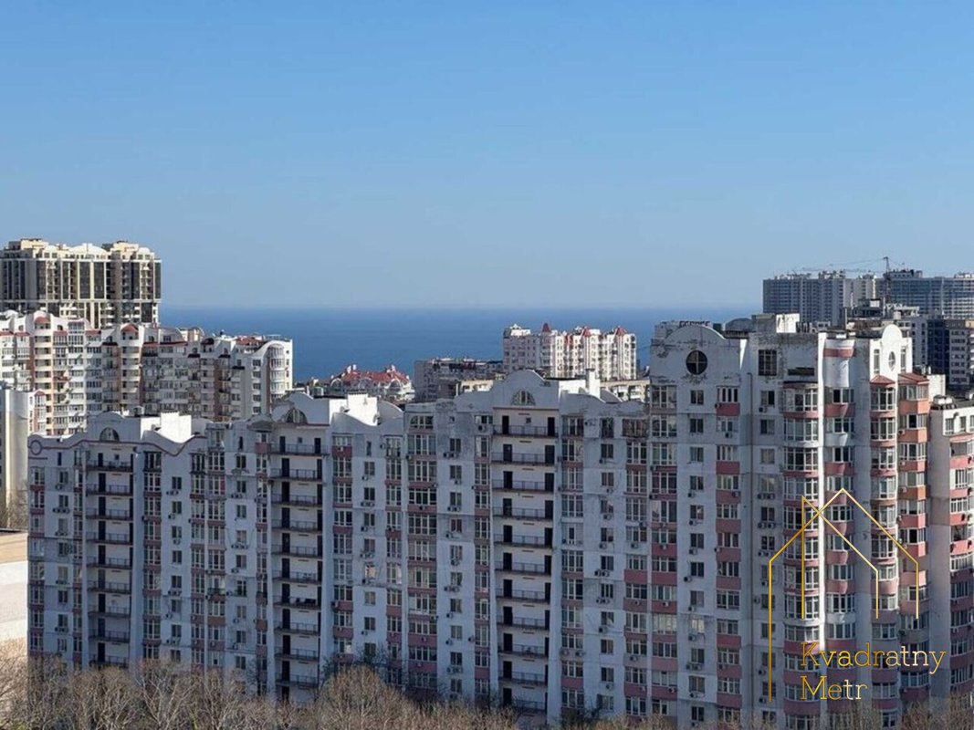 Центр города 2-ком. квартира в ЖК «Модерн» — photo 2
