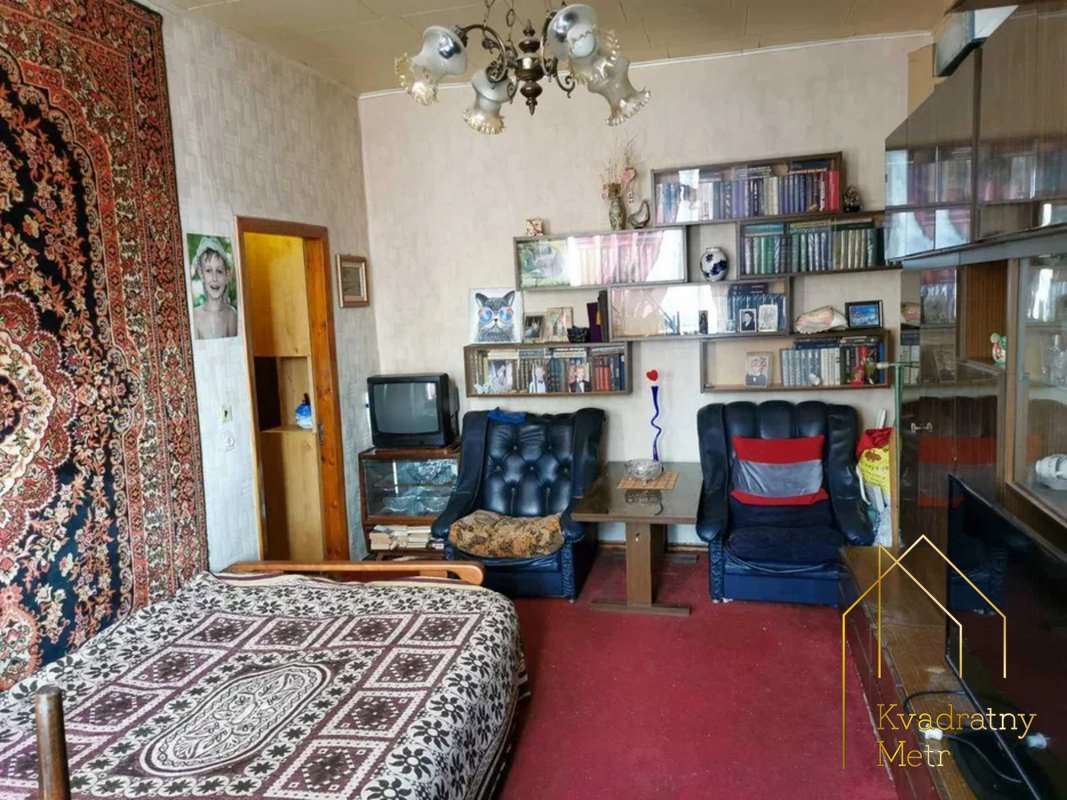 Продам 2 ком. квартиру на проспекте Шевченка! — photo 1