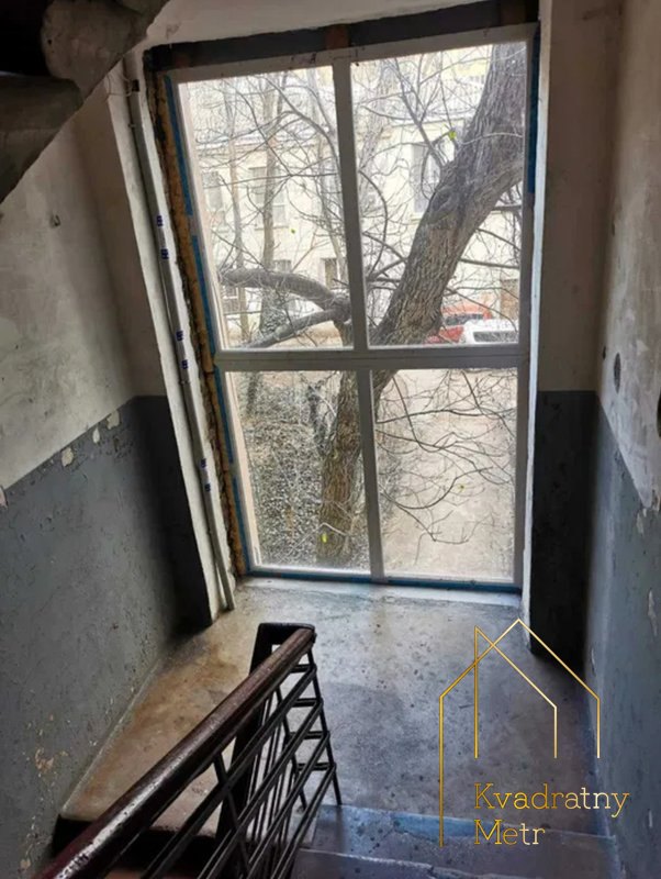 Продам 2 ком. квартиру на проспекте Шевченка! — photo 9
