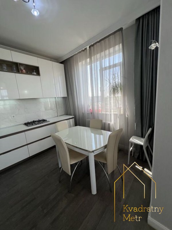 Продам 2 ком. квартиру в ЖК 12 Жемчужина! — снимка 5