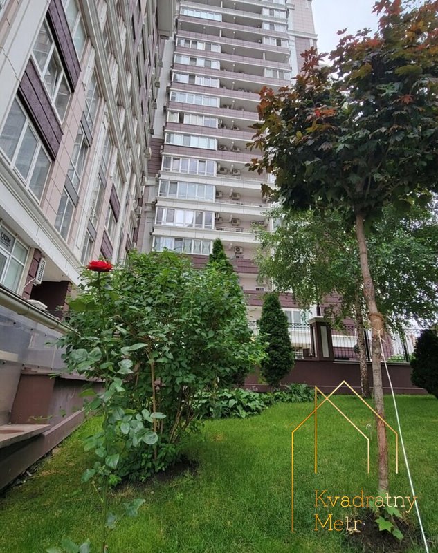 Продам 2 ком. квартиру в ЖК Гольфстрим! — photo 11