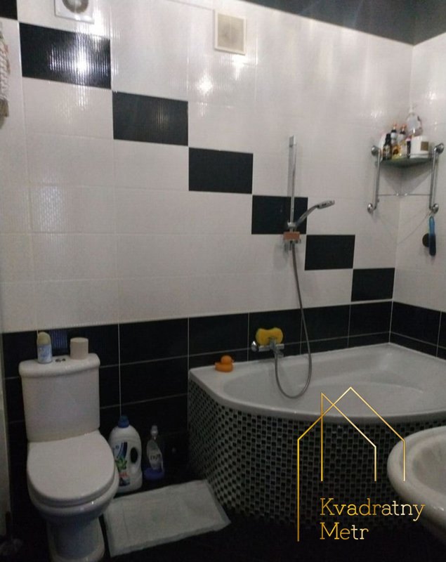 Продам 2 ком. квартиру с хорошим ремонтом! — photo 4